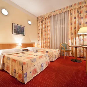 aron.praguehotelsweb.com/