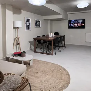  Auberge de jeunesse Nomad Gardet